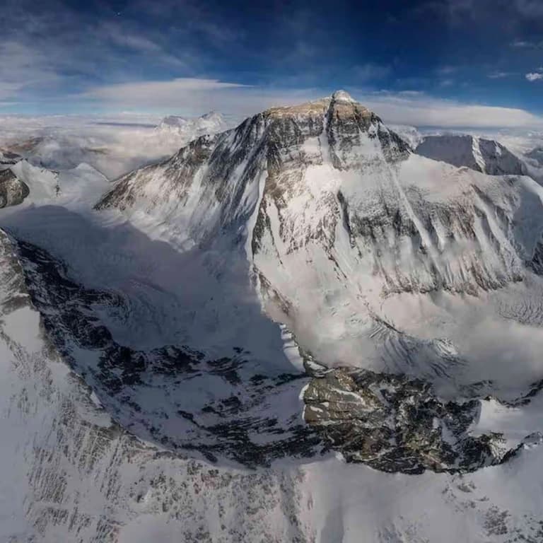 Everest Base Camp with Chola Pass Trek