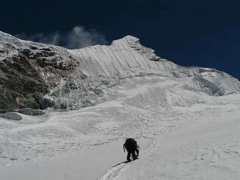 Island peak climbing with Gokyo Chola pass and EBC trek