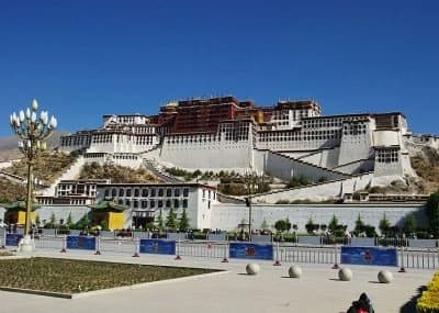 Lhasa Kathmandu Tour